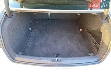 Седан Audi A4 2013 в Івано-Франківську