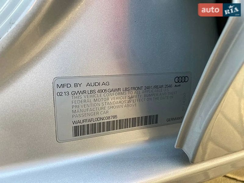Седан Audi A4 2013 в Івано-Франківську