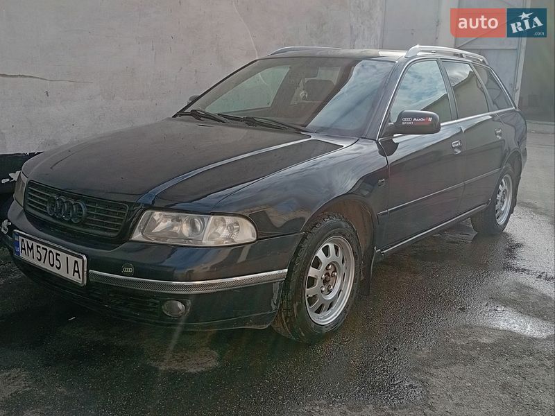 Универсал Audi A4 1999 в Коростышеве