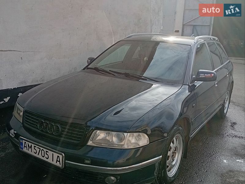 Универсал Audi A4 1999 в Коростышеве