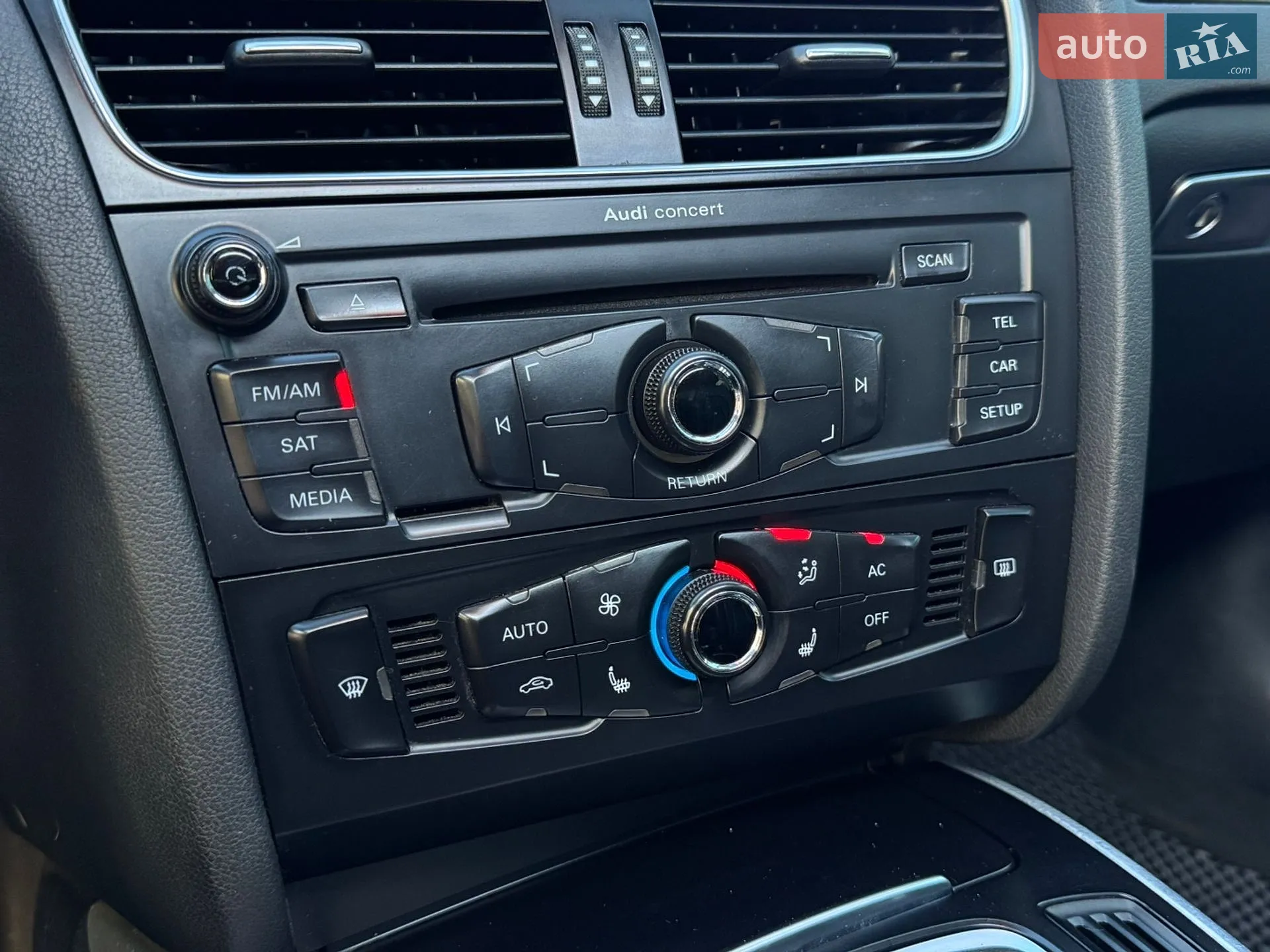 2010 Audi A4 - мініатюра 26