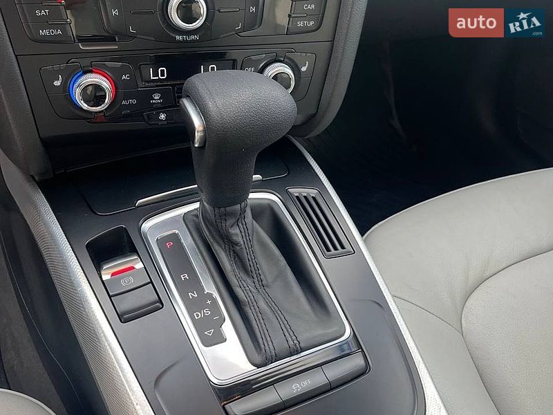 Седан Audi A4 2013 в Івано-Франківську