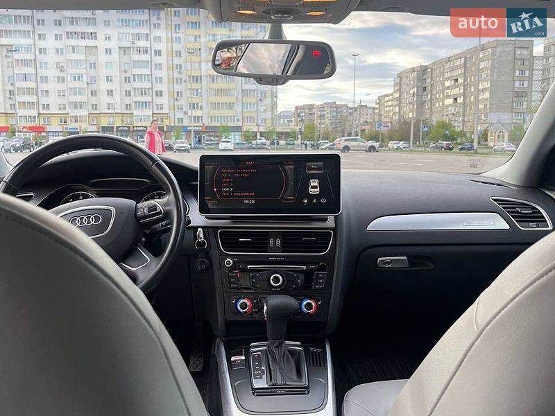 Седан Audi A4 2013 в Івано-Франківську