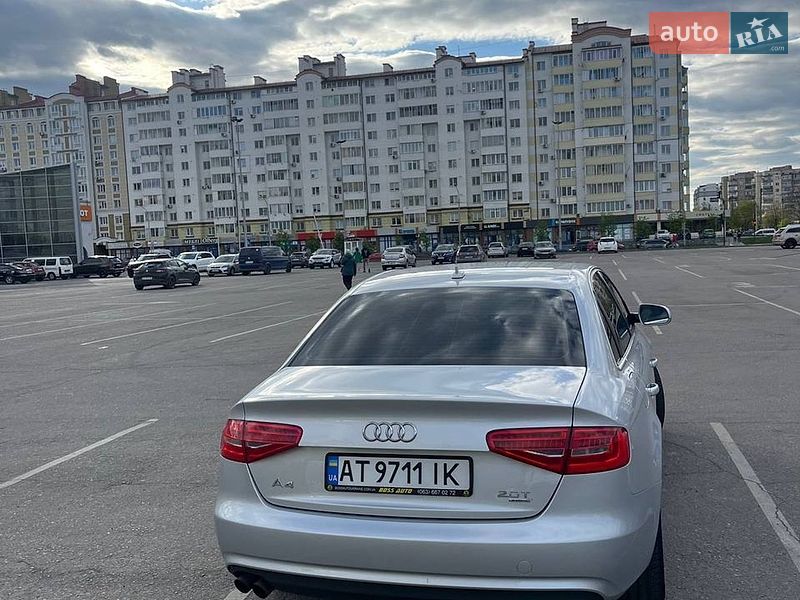 Седан Audi A4 2013 в Івано-Франківську
