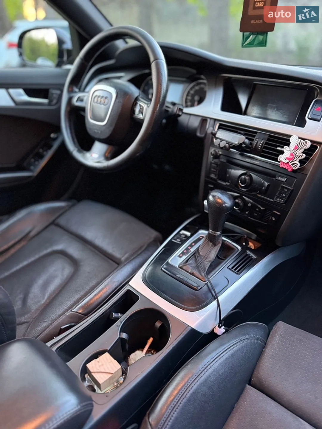 2011 Audi A4 - мініатюра 16