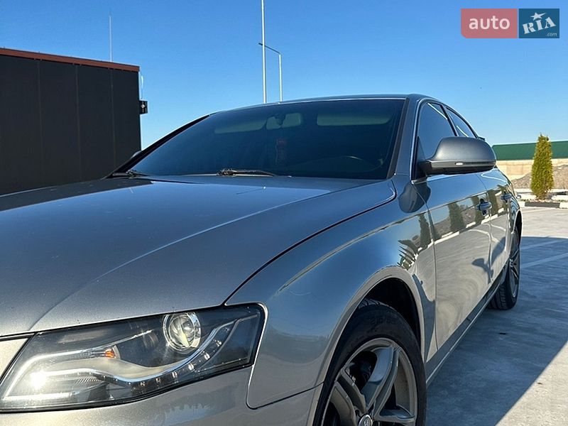 Седан Audi A4 2008 в Звягелі