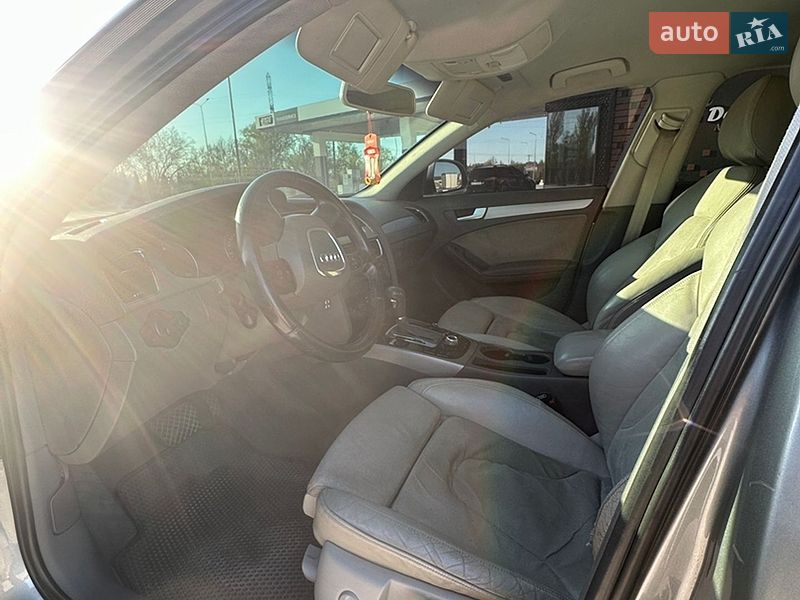 Седан Audi A4 2008 в Звягелі