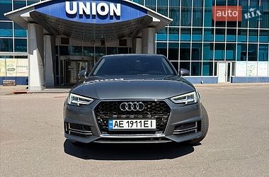 Седан Audi A4 2016 в Кривом Роге