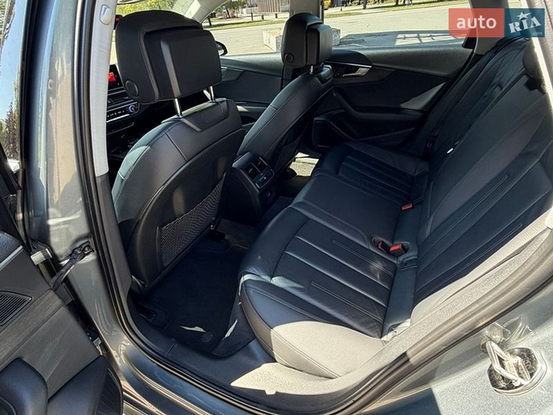 Седан Audi A4 2016 в Кривом Роге