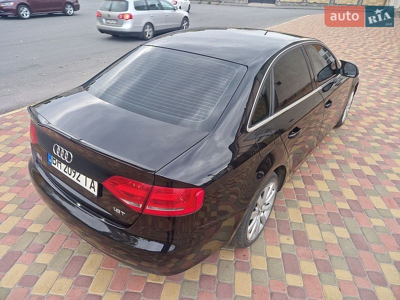 Седан Audi A4 2009 в Дніпрі