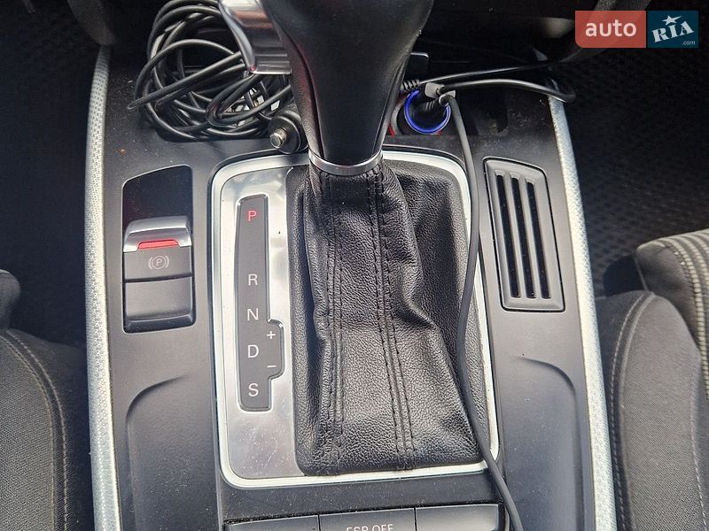 Седан Audi A4 2009 в Дніпрі
