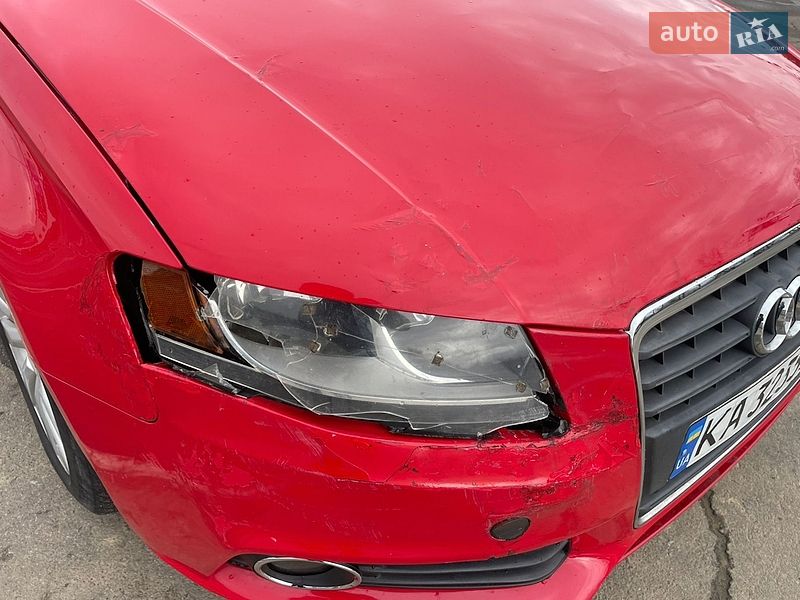 Седан Audi A4 2012 в Киеве