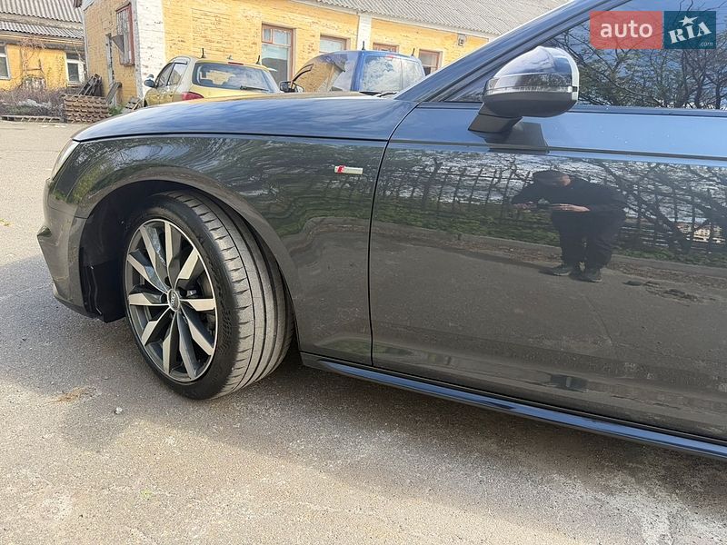 Седан Audi A4 2018 в Києві