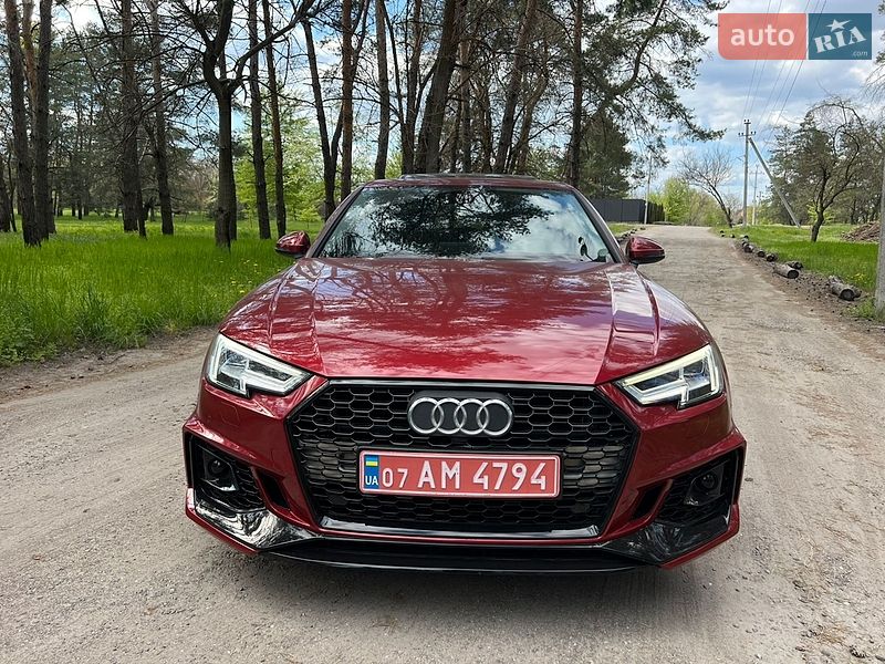Седан Audi A4 2017 в Каменском