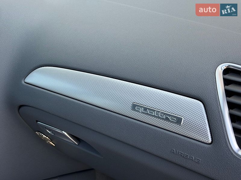Седан Audi A4 2012 в Одесі