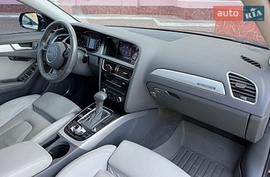 Седан Audi A4 2012 в Одесі