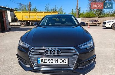 Седан Audi A4 2018 в Кривому Розі