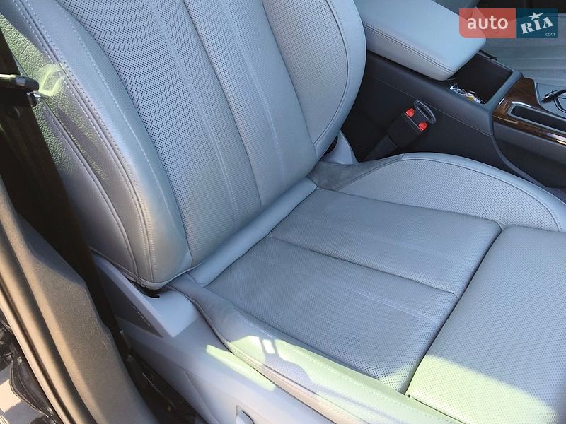Седан Audi A4 2018 в Кривому Розі