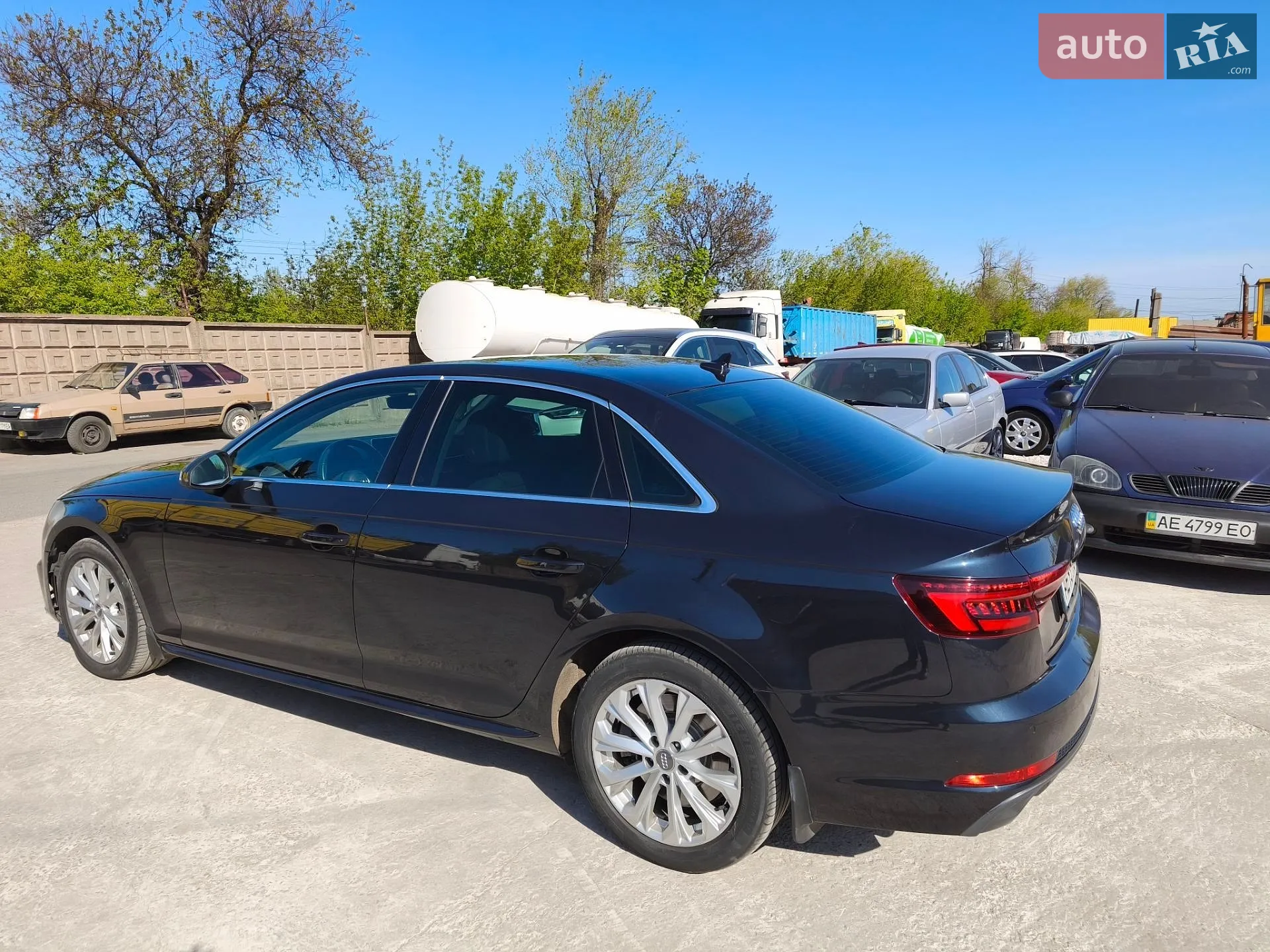 2018 Audi A4 - мініатюра 93