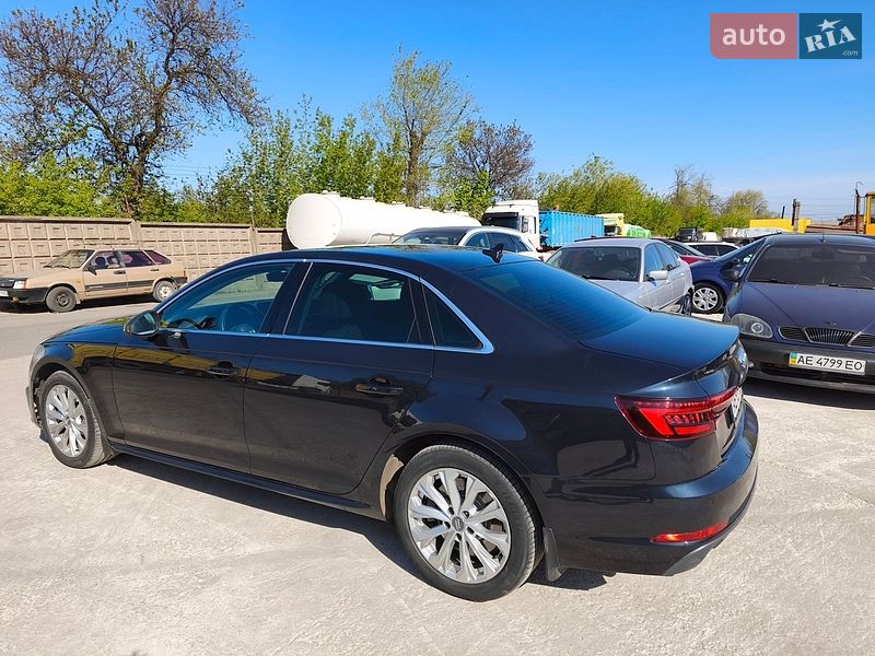 Седан Audi A4 2018 в Кривому Розі