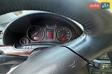 Седан Audi A4 2001 в Киеве