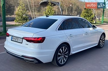 Седан Audi A4 2022 в Житомирі