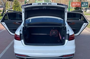 Седан Audi A4 2022 в Житомирі