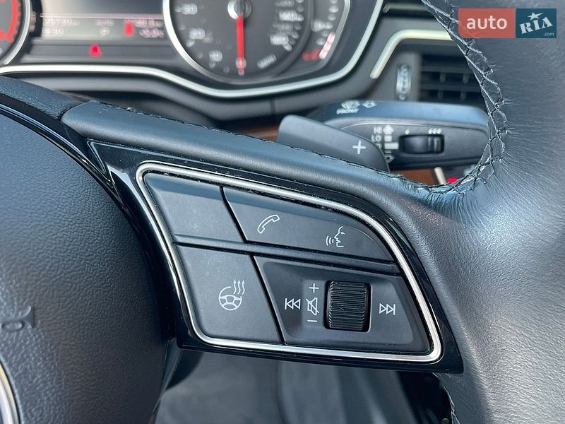 Седан Audi A4 2022 в Житомирі