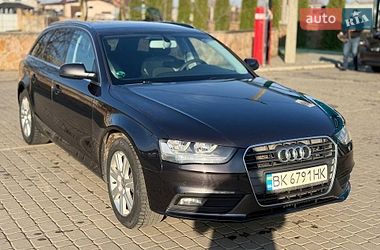 Универсал Audi A4 2012 в Березному