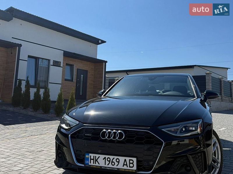 Седан Audi A4 2019 в Киеве
