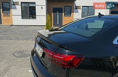 Седан Audi A4 2019 в Киеве