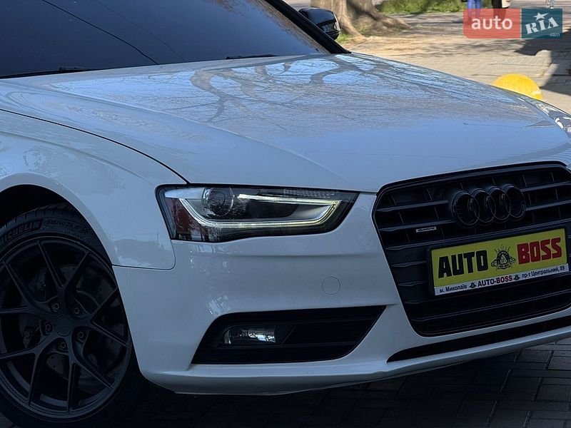 Седан Audi A4 2012 в Миколаєві