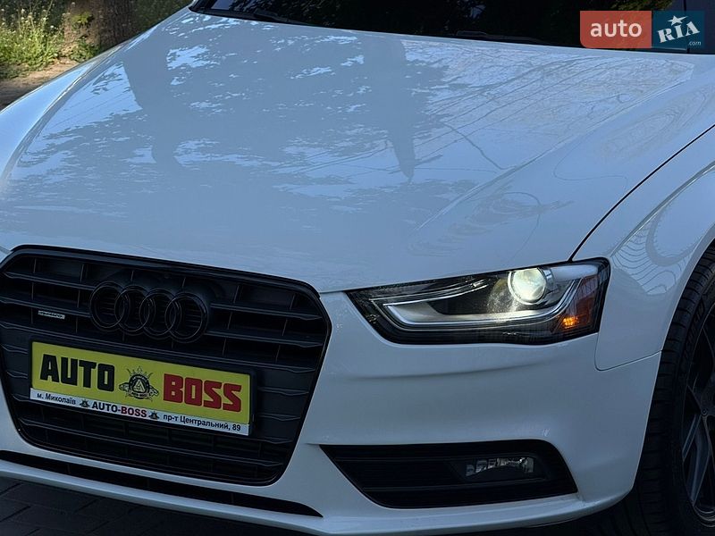 Седан Audi A4 2012 в Миколаєві