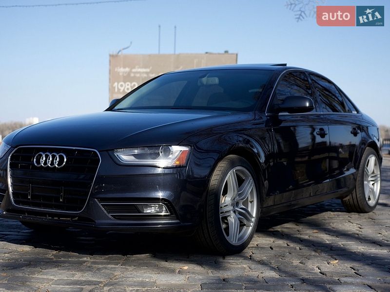 Седан Audi A4 2012 в Киеве