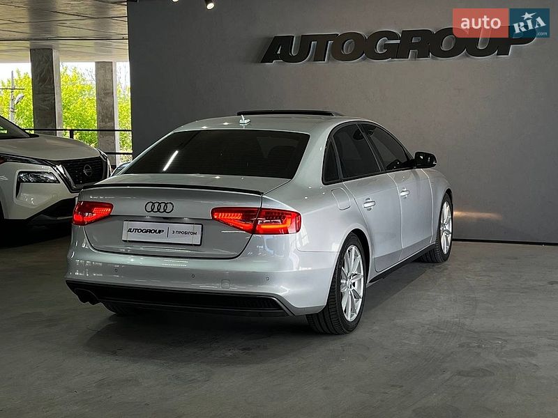 Седан Audi A4 2013 в Одесі