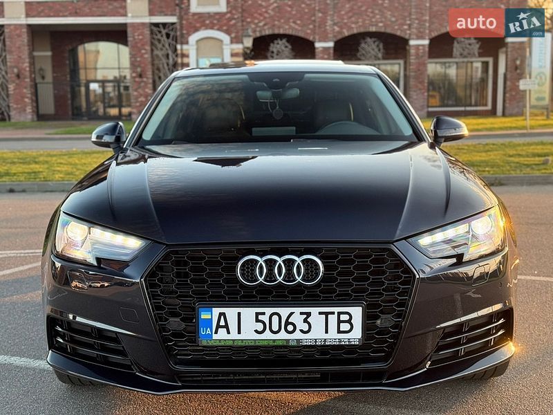 Седан Audi A4 2015 в Киеве