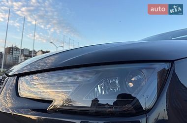 Седан Audi A4 2015 в Киеве