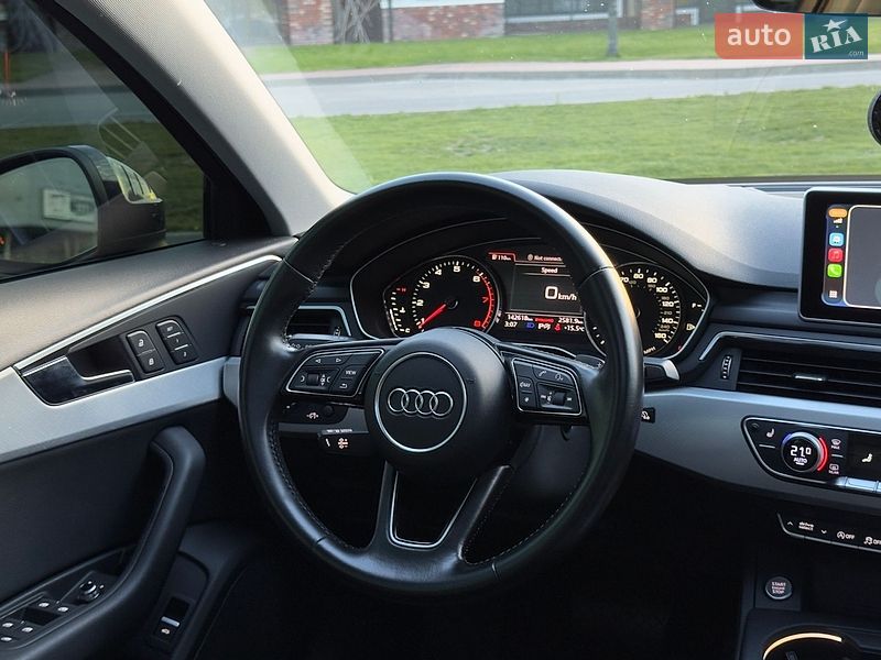 Седан Audi A4 2015 в Киеве