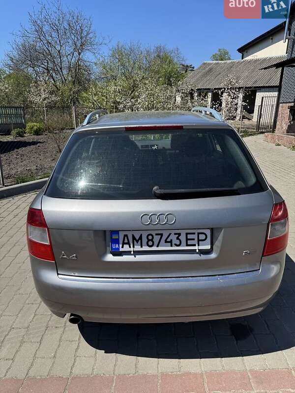 Универсал Audi A4 2003 в Малине