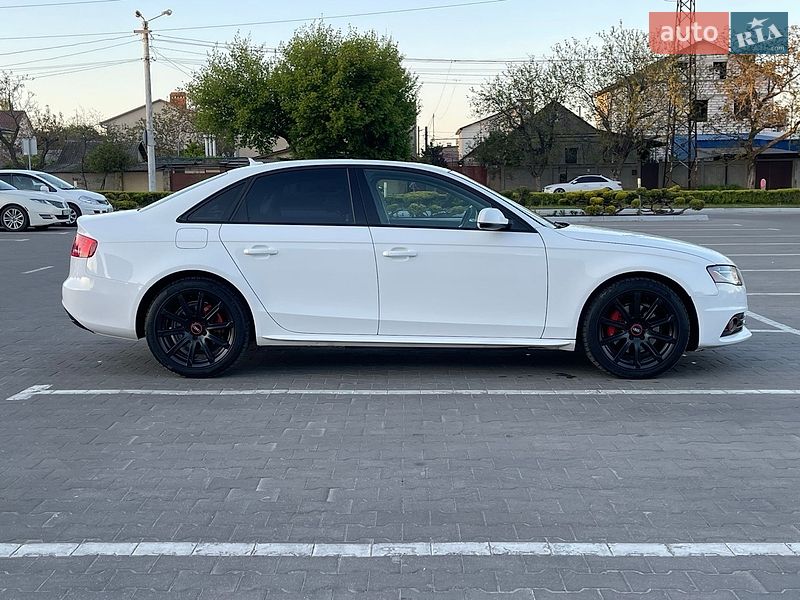 Седан Audi A4 2011 в Одессе