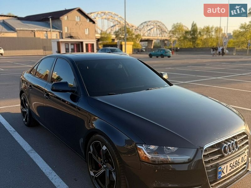 Седан Audi A4 2013 в Киеве