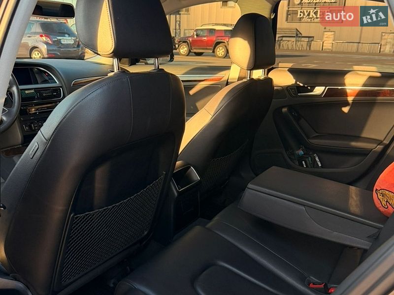 Седан Audi A4 2013 в Киеве