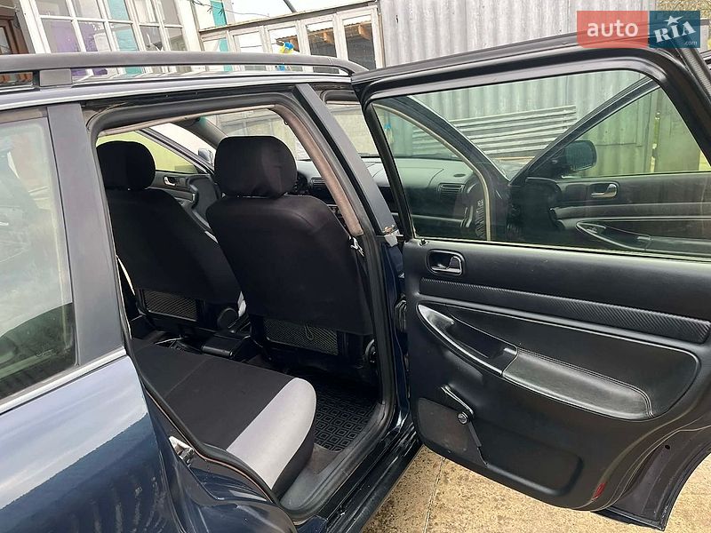 Универсал Audi A4 1996 в Подгайцах