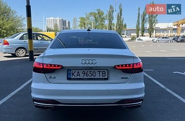 Седан Audi A4 2022 в Киеве