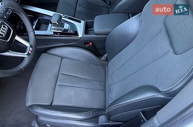 Седан Audi A4 2022 в Киеве