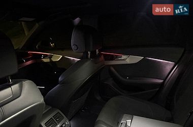 Седан Audi A4 2022 в Киеве