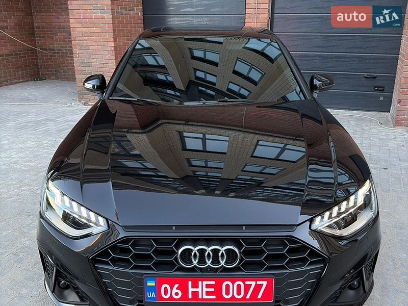 Седан Audi A4 2021 в Житомирі