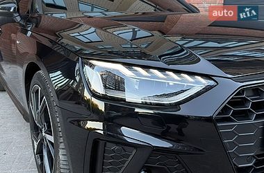Седан Audi A4 2021 в Житомирі