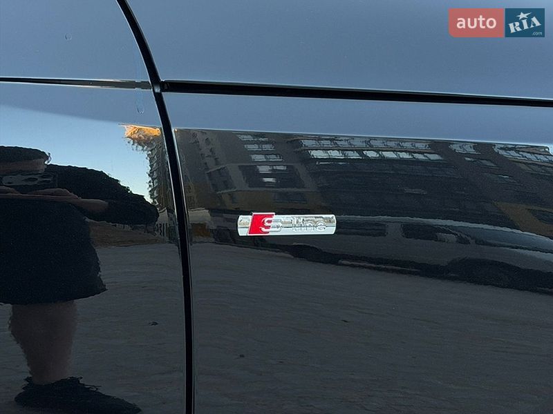 Седан Audi A4 2021 в Житомирі