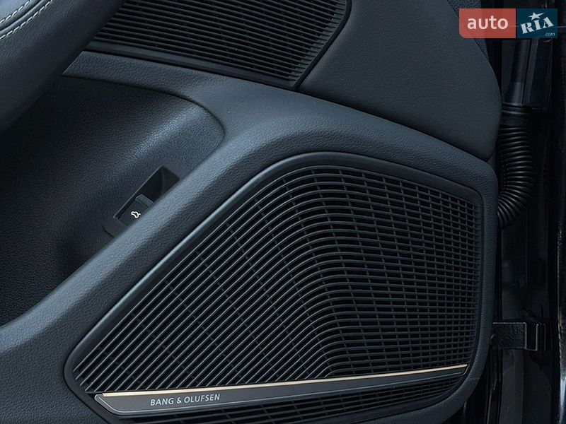 Седан Audi A4 2021 в Житомирі